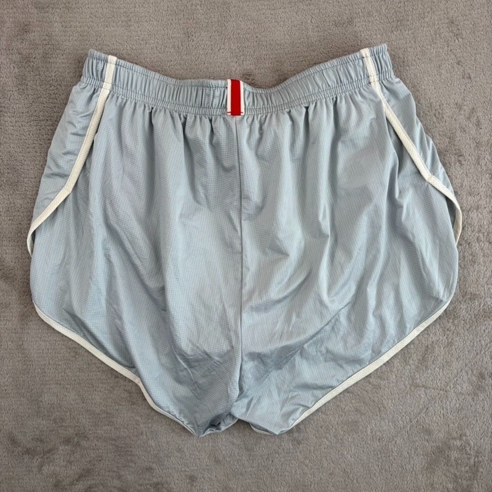 Tracksmith Twilight Split Shorts Men Medium Grey … - image 4